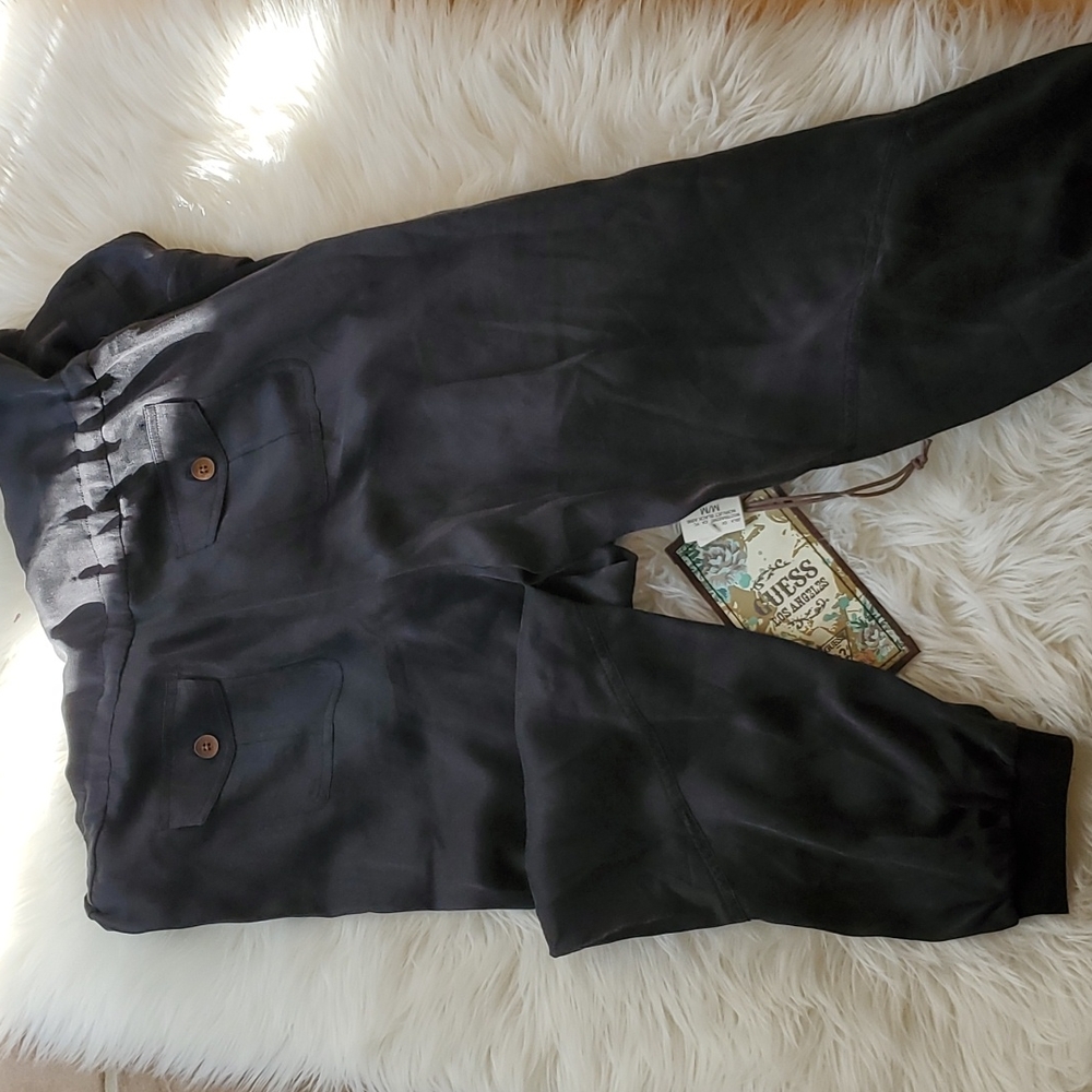 Silk Guess jumpsuit - Picture 2 of 8